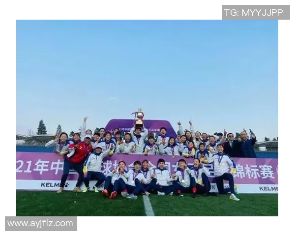 全国锦标赛特别报道：成都篮球队从默默无闻到璀璨夺冠的成长历程